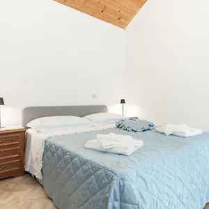 Parcheggio Gratis - 10min Aeroporto - Vista Mare Appartamento